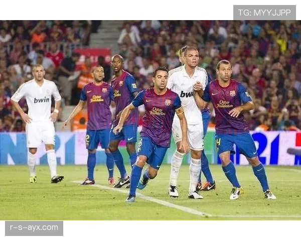 西甲豪门新赛季阵容升级，冠军之争谁主沉浮？