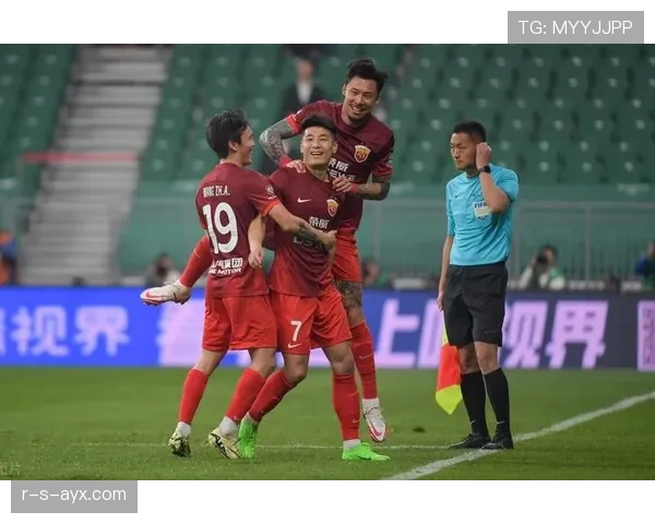 中超激战正酣，各队竞争激烈，冠军之路走势清晰