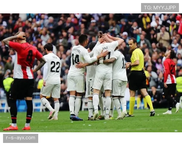 皇马防守波动：战术安排与人员配置谁是主因