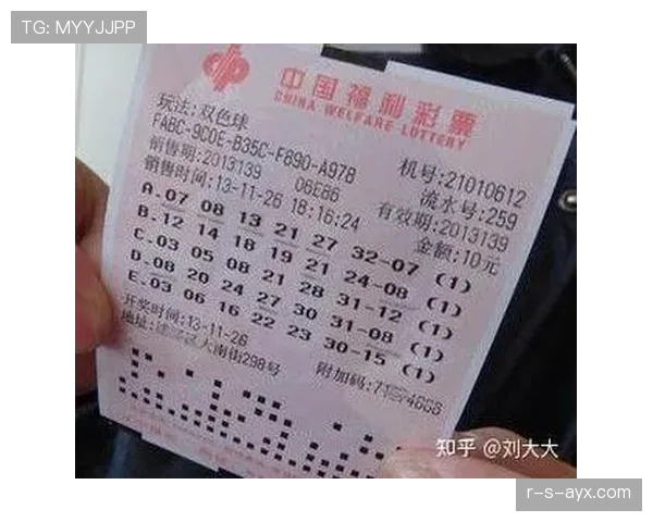 为什么“获利于扑救球”不算犯规?规则如何界定二次触球获利 为什么“获利于扑救球”不算犯规?规则如何界定二次触球获利